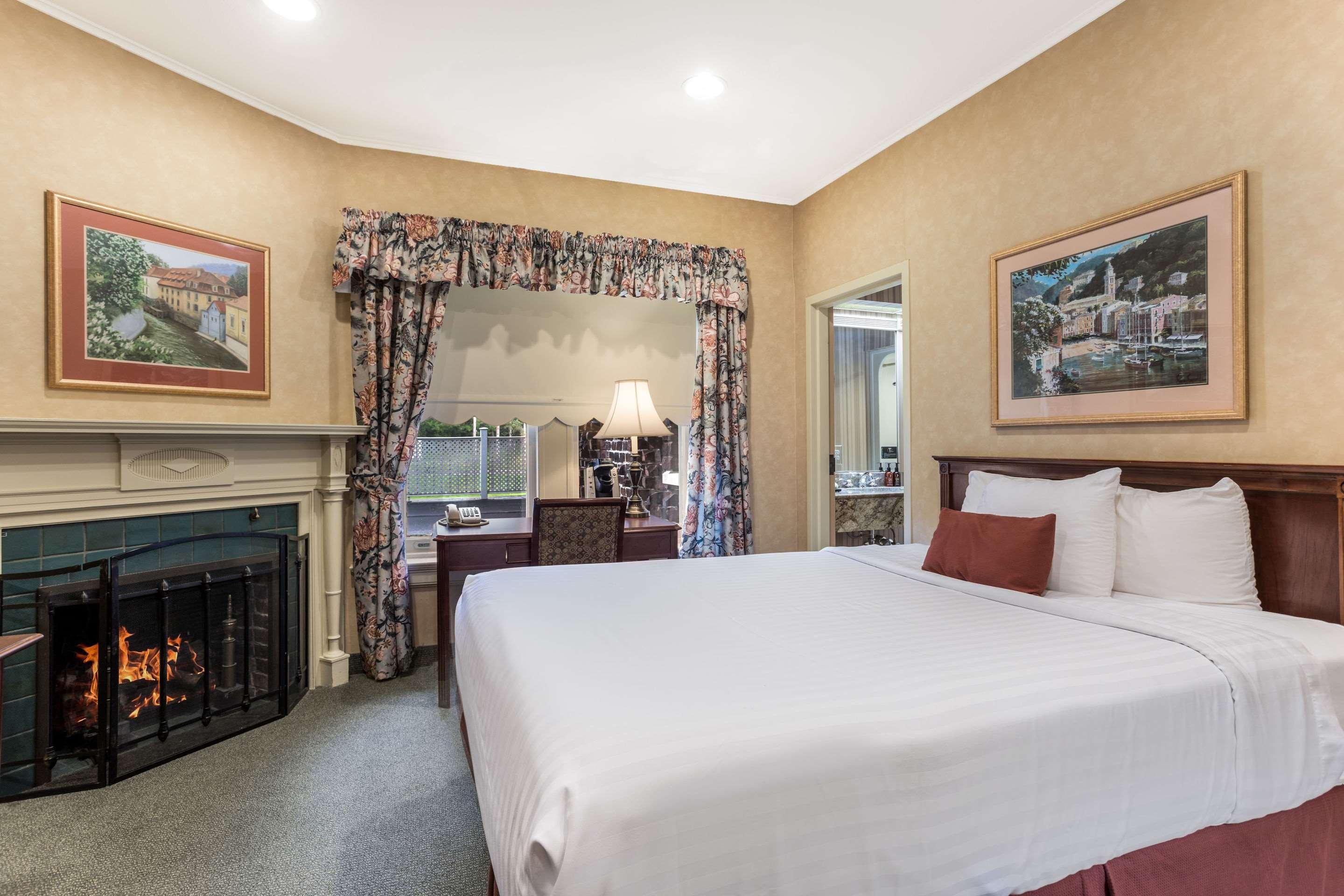 Traditions Hotel & Spa, Ascend Hotel Collection Johnson City Екстериор снимка