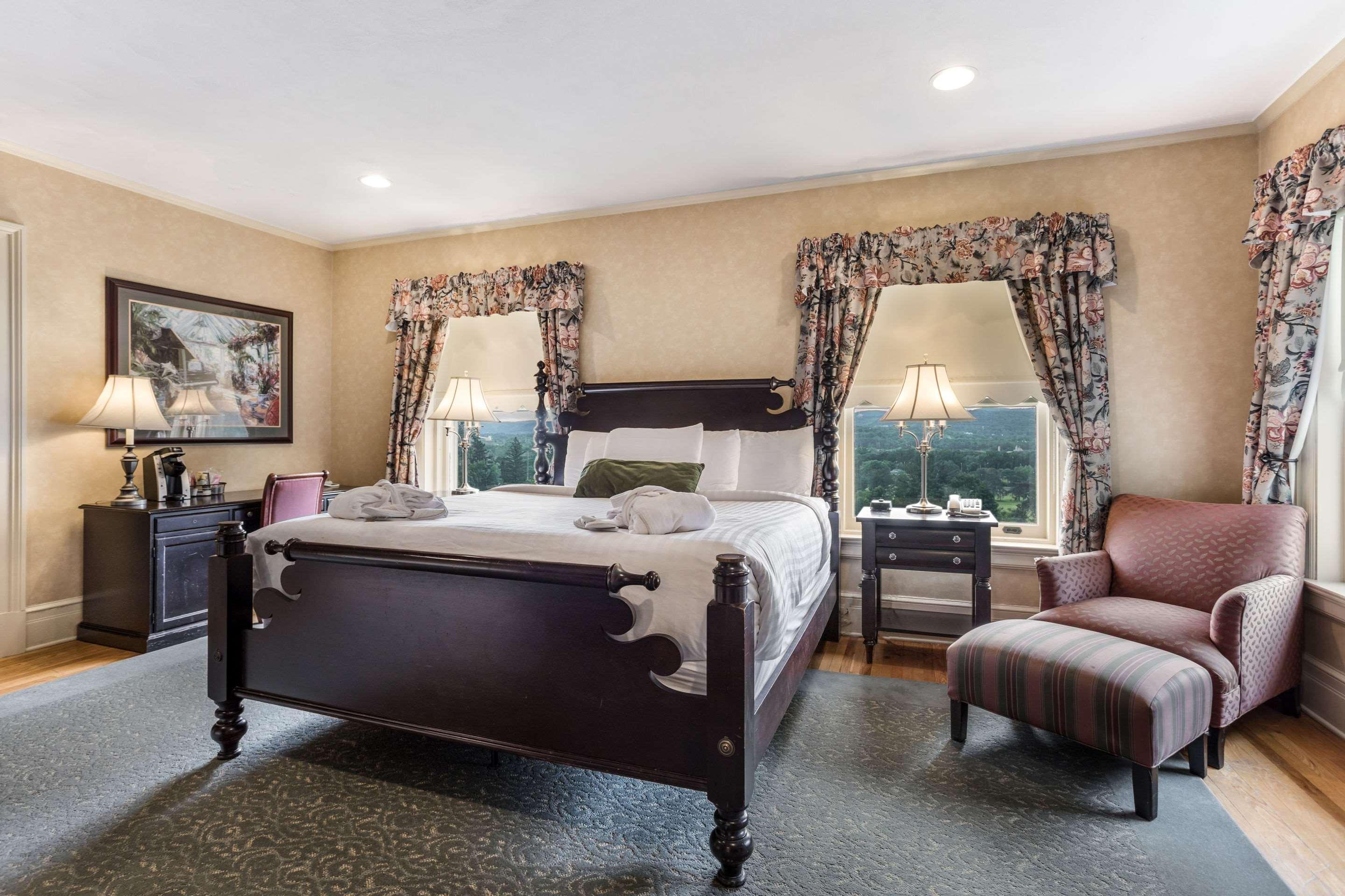 Traditions Hotel & Spa, Ascend Hotel Collection Johnson City Екстериор снимка