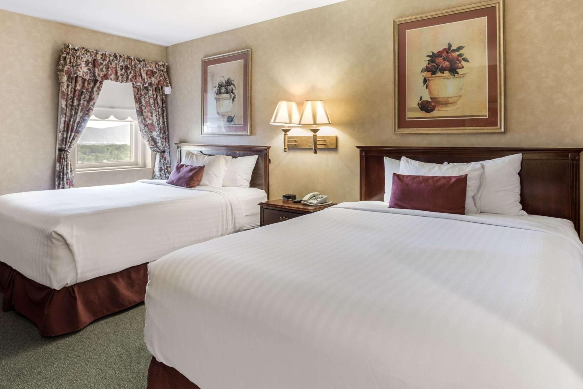 Traditions Hotel & Spa, Ascend Hotel Collection Johnson City Екстериор снимка